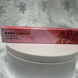 Mally Beauty Dark Circle Corrector - Deeper